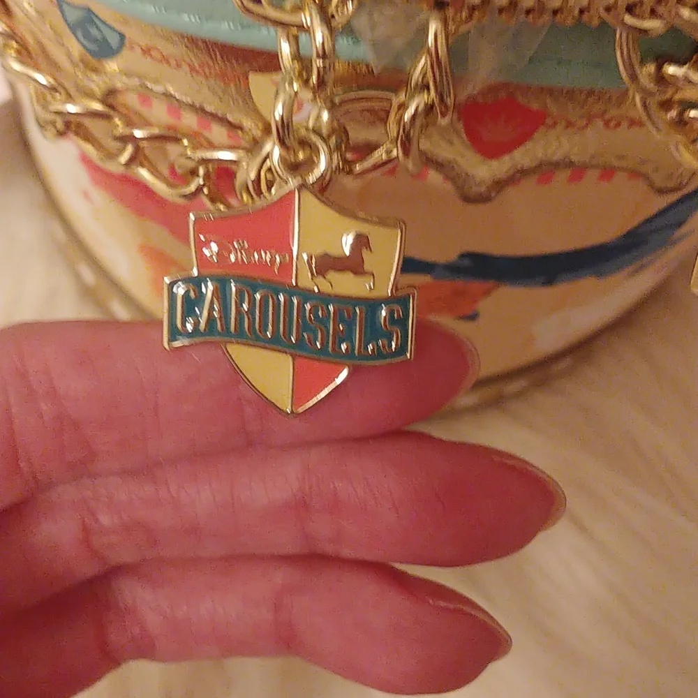 💝FIRM! NWT DISNEY PARKS LOUNGEFLY KING ARTHUR CAROUSEL CROSSBODY (LAST ONE) - Picture 8 of 10